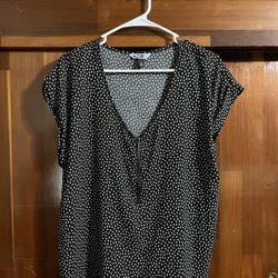 Black and White Blouse Sz XL
