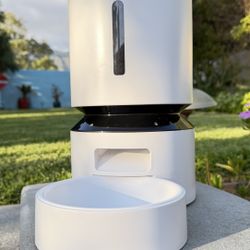 Petlibro Granary WIFI Feeder // Retails for $90