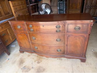 VINTAGE BUFFET