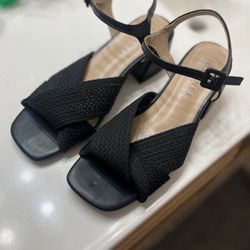 Black Journee Collection Leather/Fabric Sandals