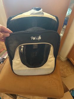 Pet Carrier Pack