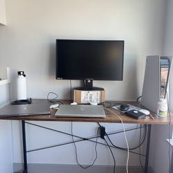 Sceptre Monitor - 24 Inch