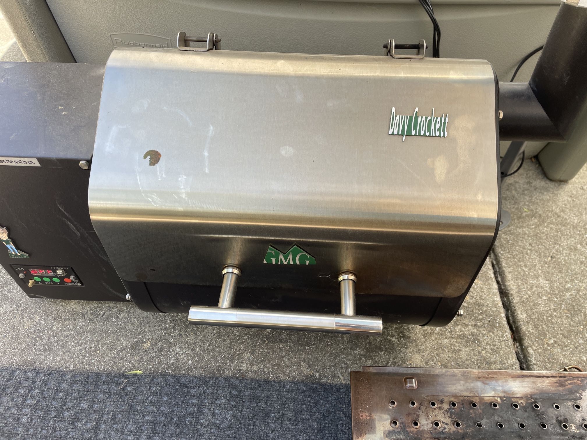 Green Mountain Davy Crockett Pellet Smoker Grill