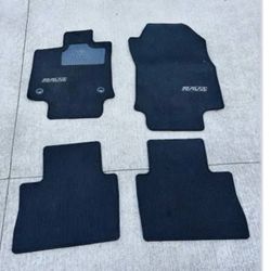 Genuine Rav 4 NEW  black Carpet Floor Matts