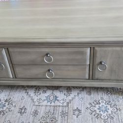 Coffee Table With Storage 