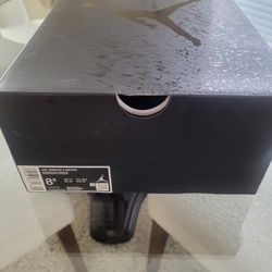 MEN'S AIR JORDAN RETRO 4