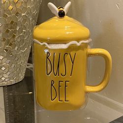 Rae Dunn busy bee Mug