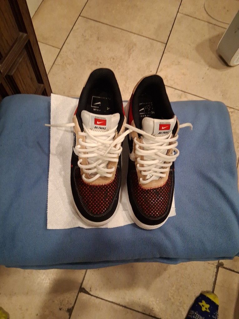 Nike Air Force 1 Low '07 LV8 Gym Red Black Hemp