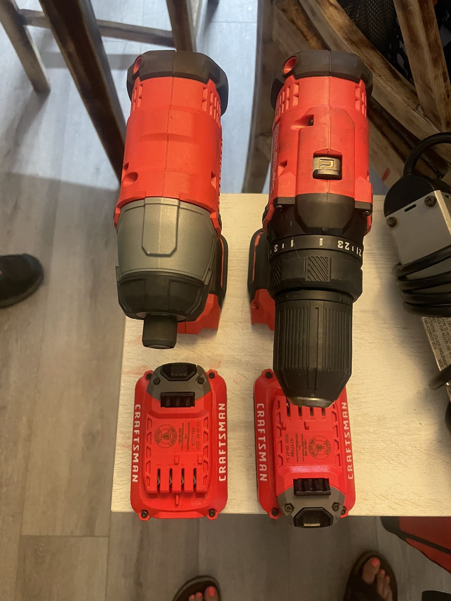Craftsman 20v max hex chuck impact driver/drill set