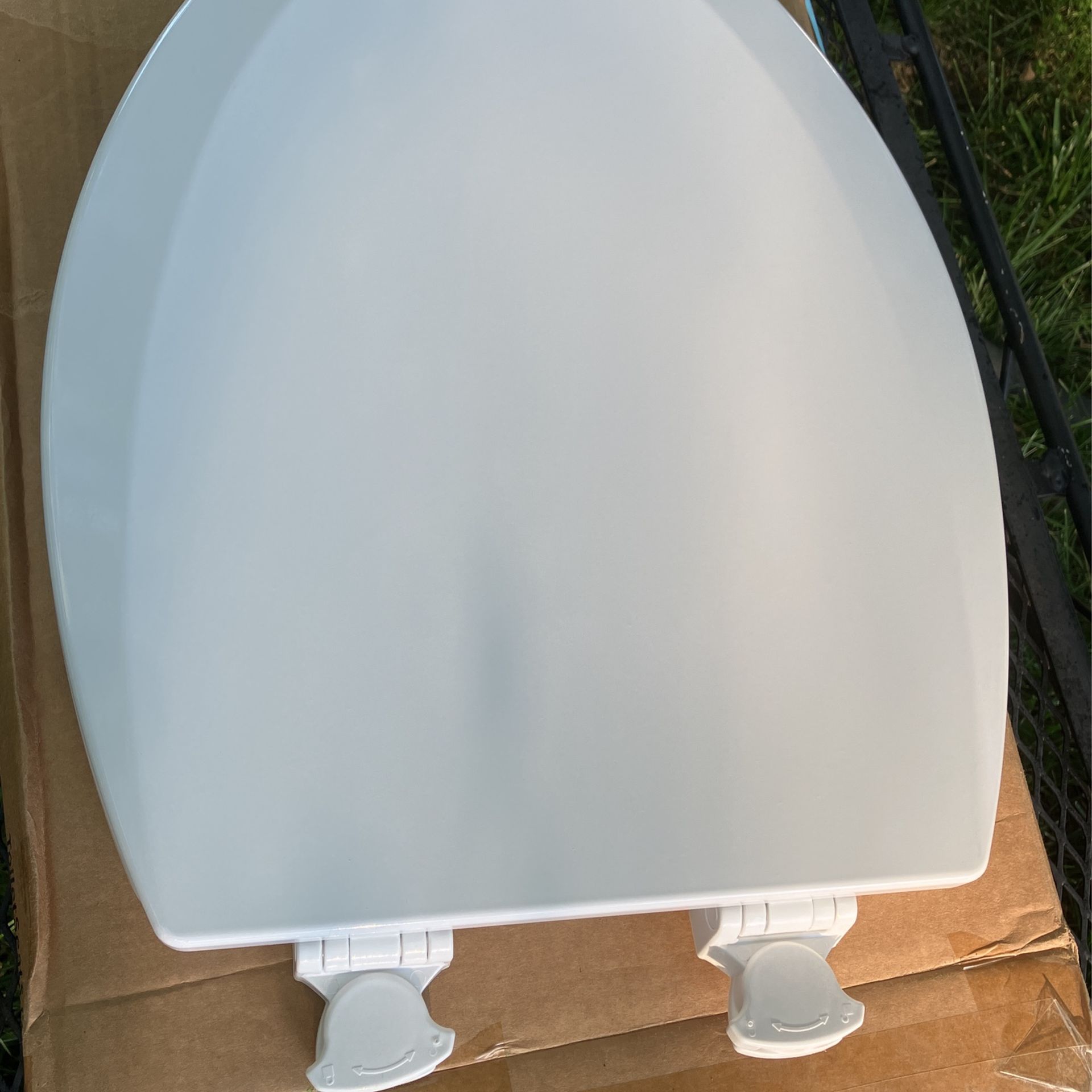 Bemis 1500EC 390 Lift-Off Wood Elongated Toilet Seat, Cotton White (Pack of 1)