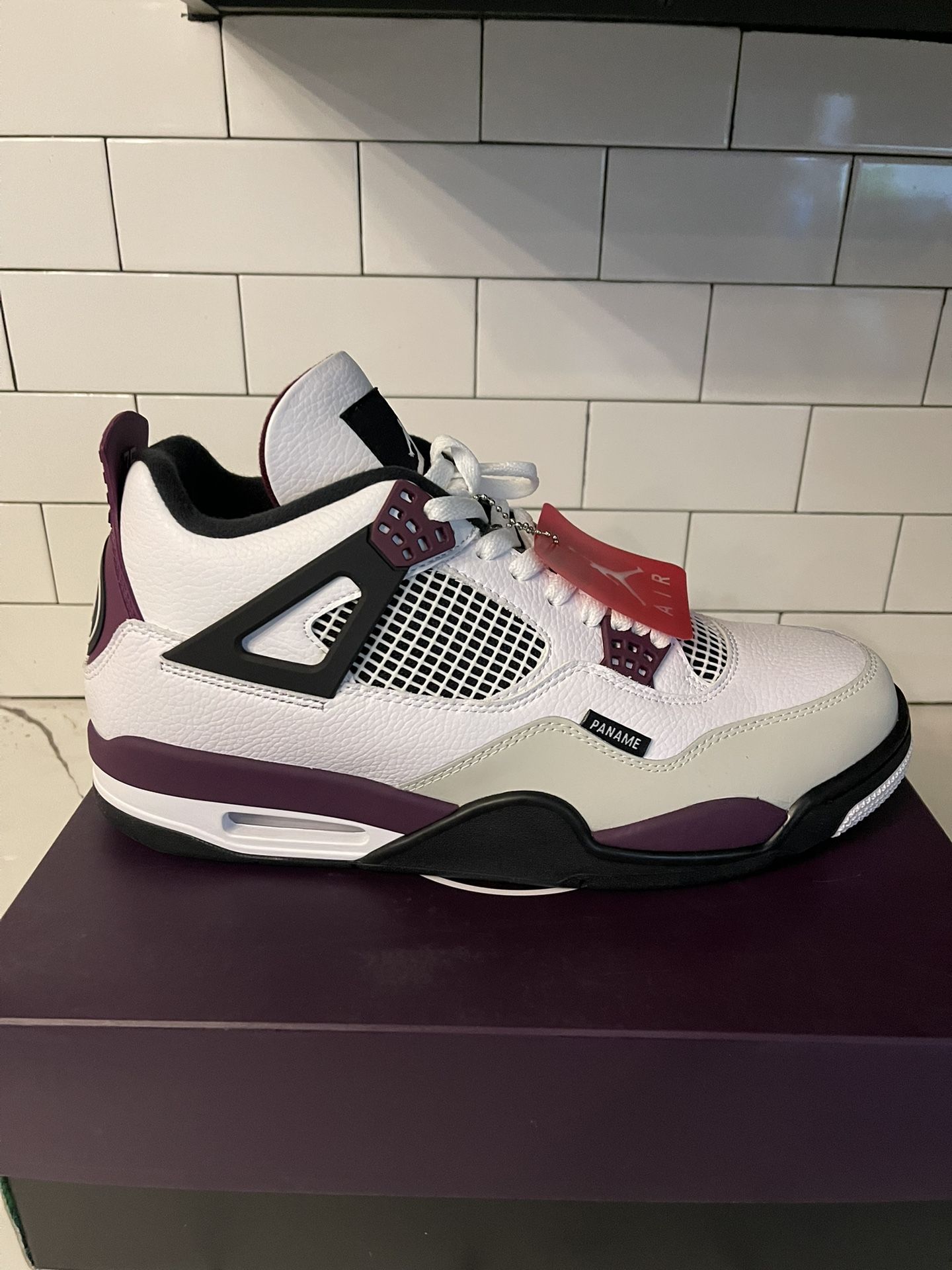 Men’s Nike Air Jordan 4 Retro Paris Saint-Germain Bordeaux Size 14.