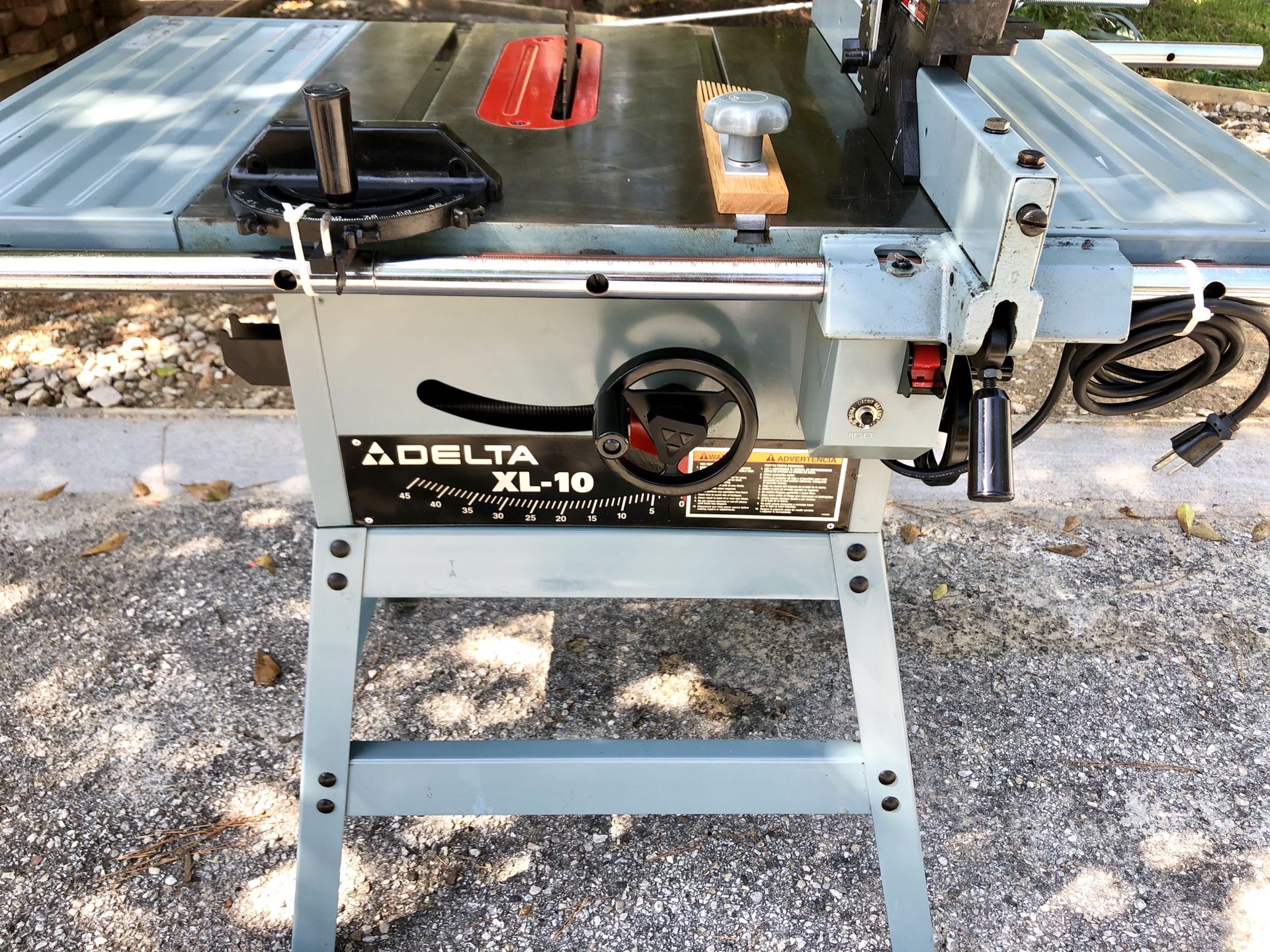 Delta XL10 Table Saw for Sale in Houston, TX OfferUp