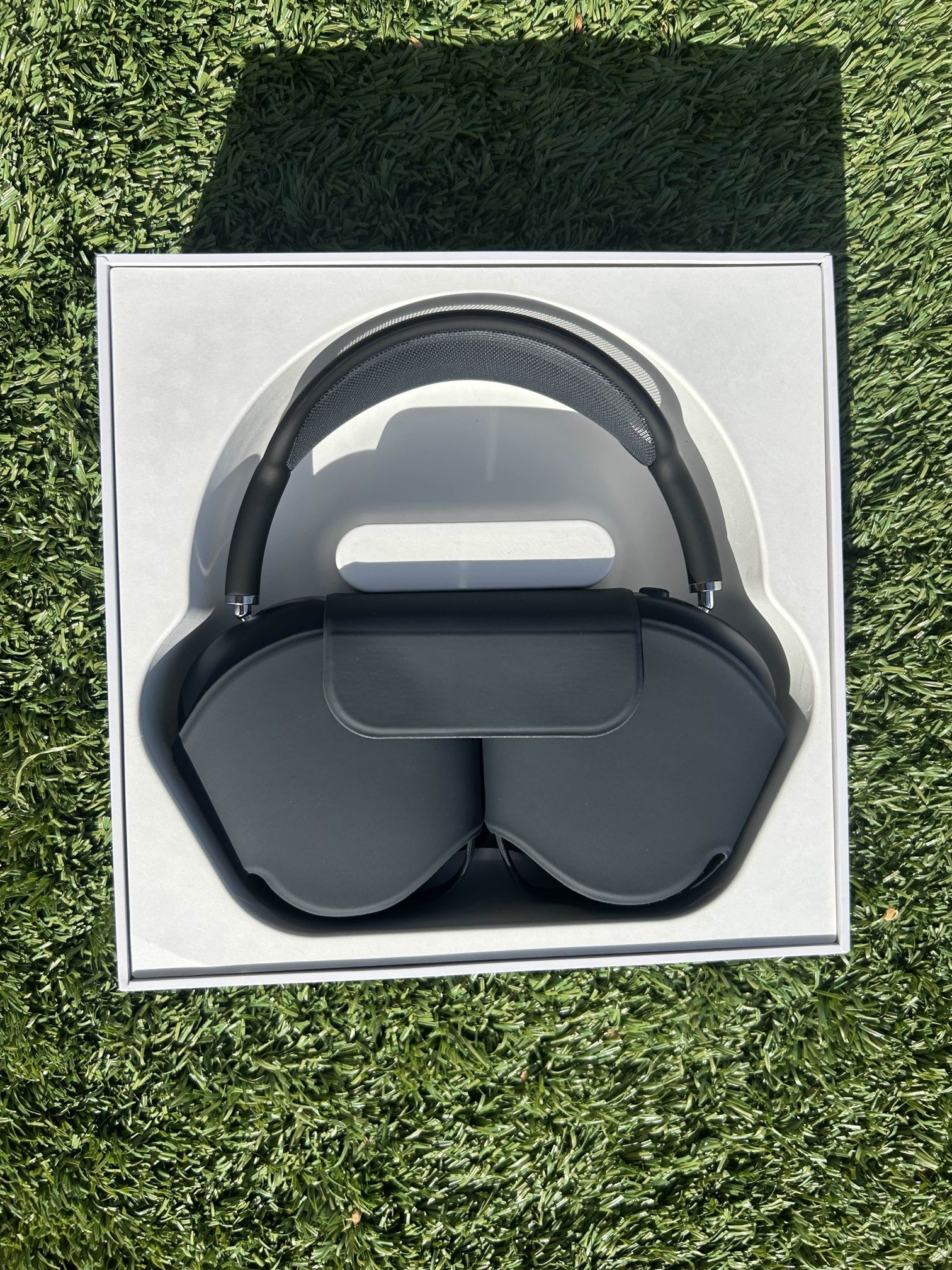 AirPods Max 2nd Gen (USB-C) – Midnight Black – Brand New w/ Apple Warranty