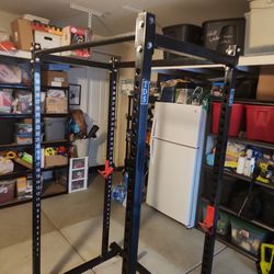 TDS SQUAT AND BENCH RACK WIRH PULL UP BAR