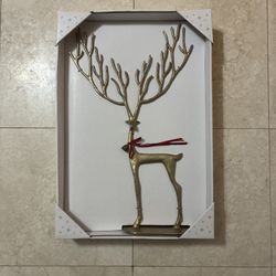 SEASONAL Aldi Dramatic Reindeer Gold