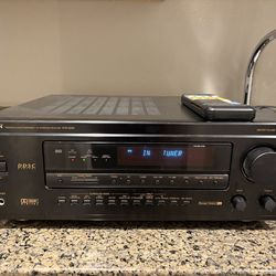 Denon AVR-3200 Receiver w/ Remote – Clean, Powers On