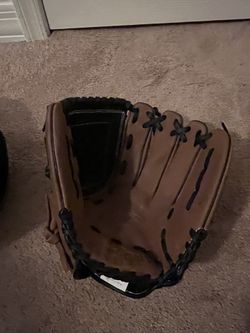 Rawlings Baseball Glove