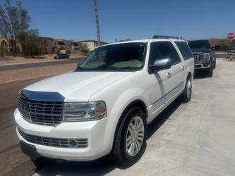 2012 Lincoln Navigator L