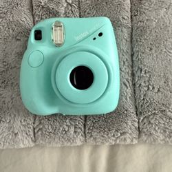 Polaroid Camera 