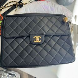 CHANEL Pre-Owned 1992 quilted crossbody bag (unisex) 