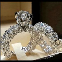 New 18 K White Gold Wedding Ring Set 