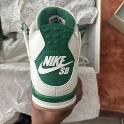 Nike SB Jordan 4 OG Collab Size 10