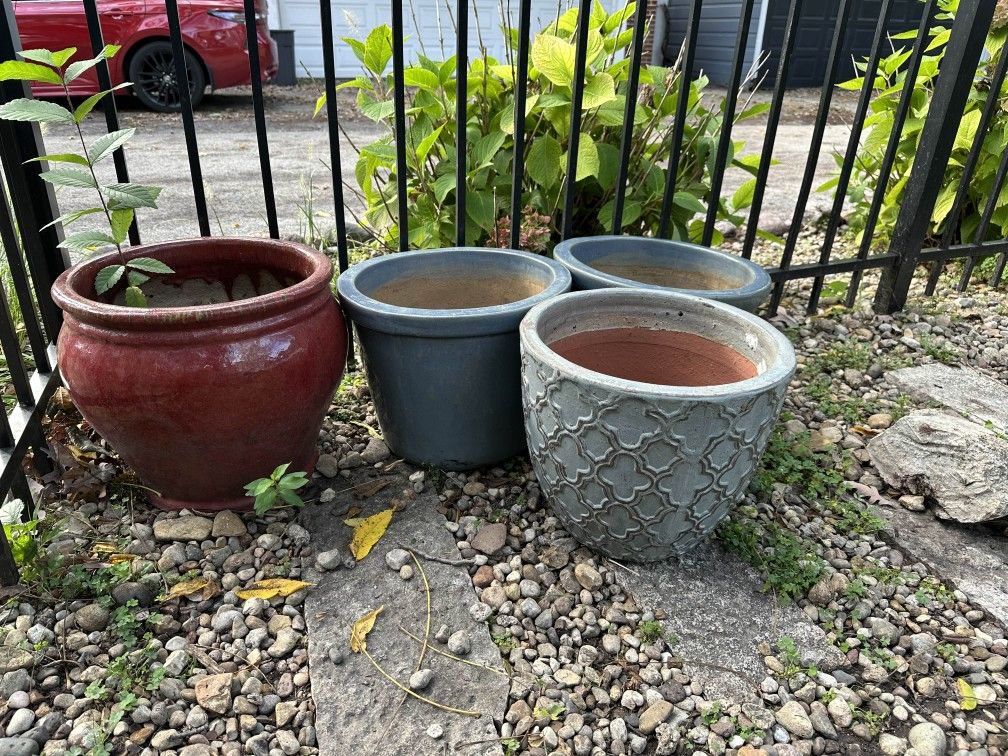 Ceramic Planters 12/13" Diameter