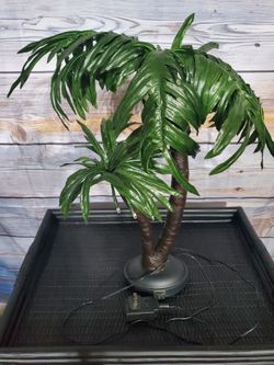 Lighted Palm Light