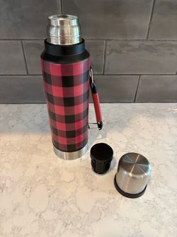 Brand New Ozark Trail 1.5 quart water bottle - thermos