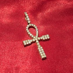 10k Yellow Gold Diamond One Row Prong Ankh Cross Pendant 1.25 ctw