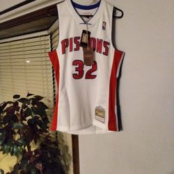 Detroit Pistons Jersey
