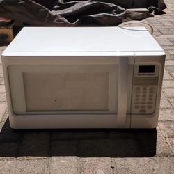 Hamilton Beach Microwave