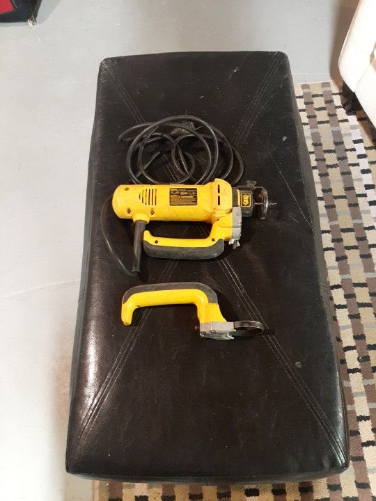 Dewalt Cutoff Tool