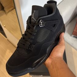 Jordan 4 Retro 