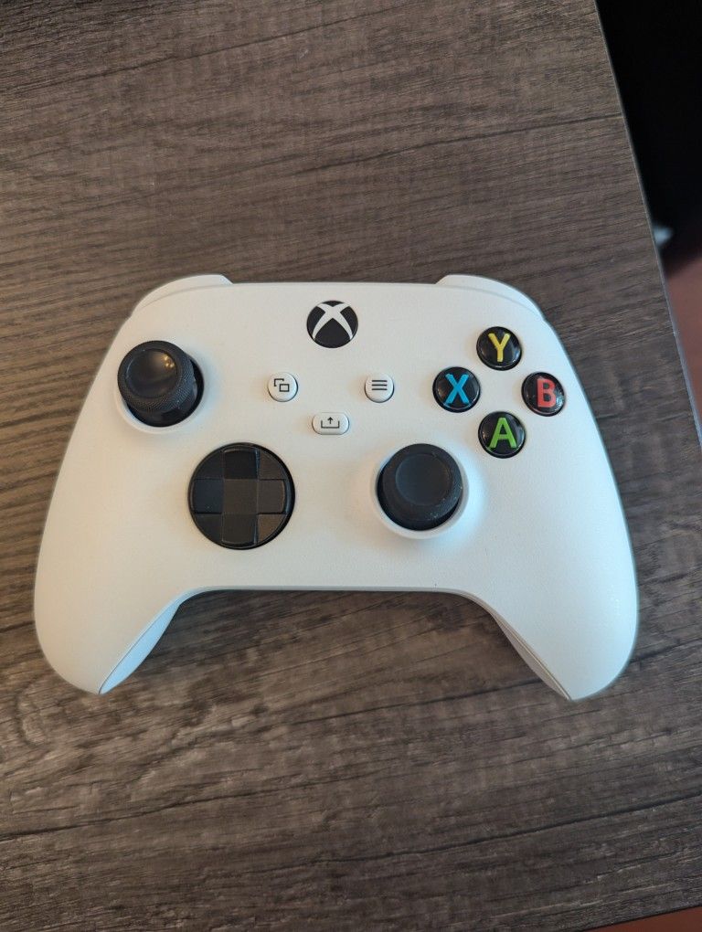 Xbox Series X | S Wireless Controller