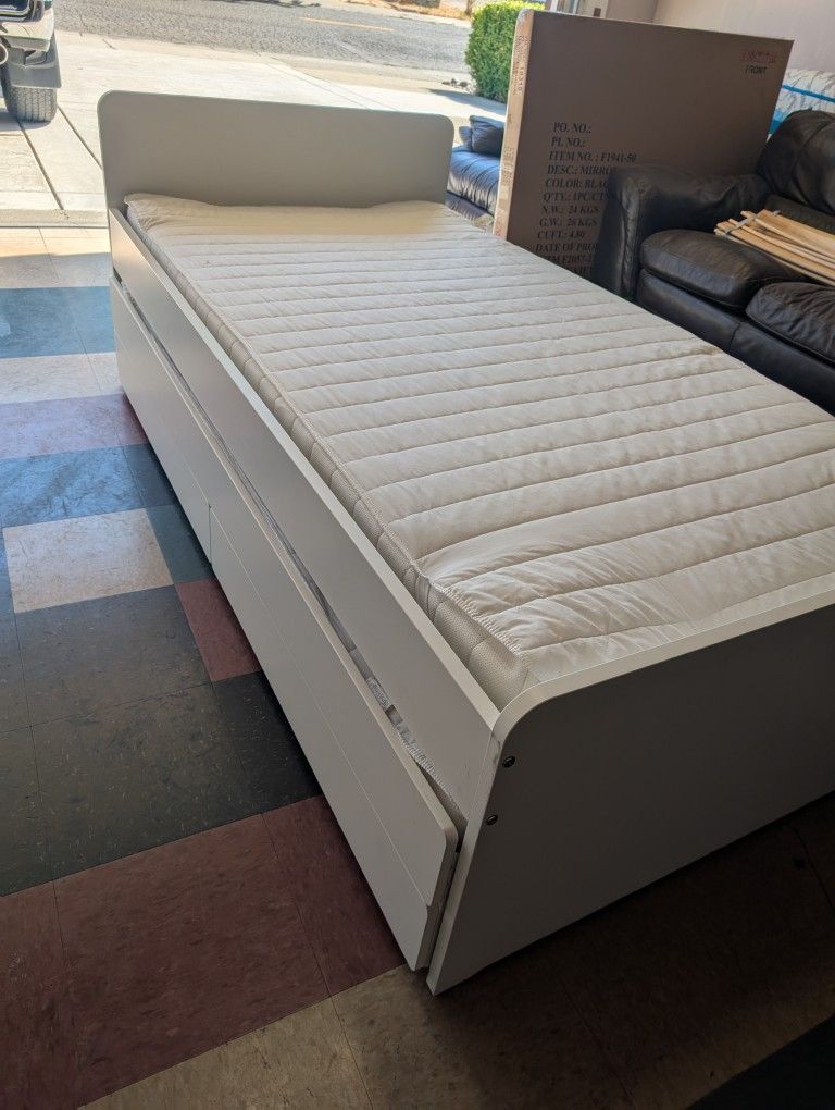 Double Bed