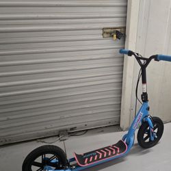razor kickback scooter