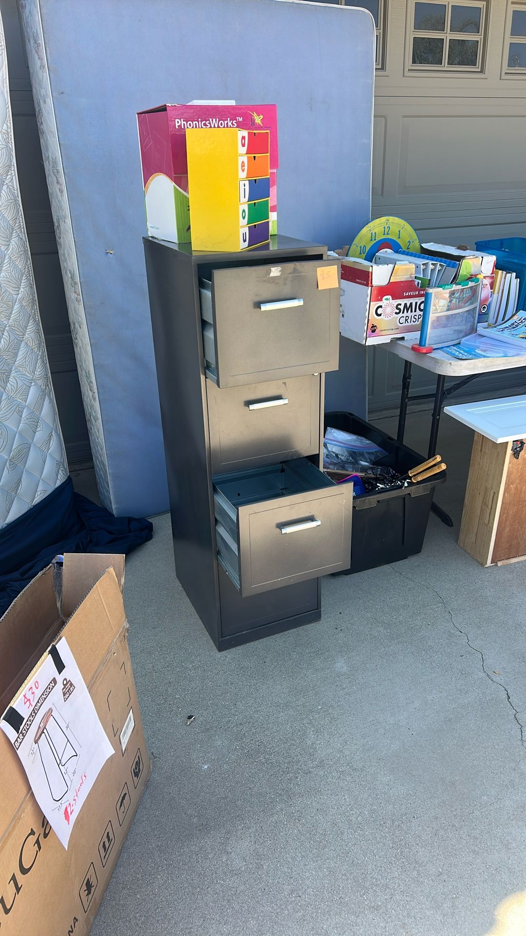4 Drawer File Cabinet -$5