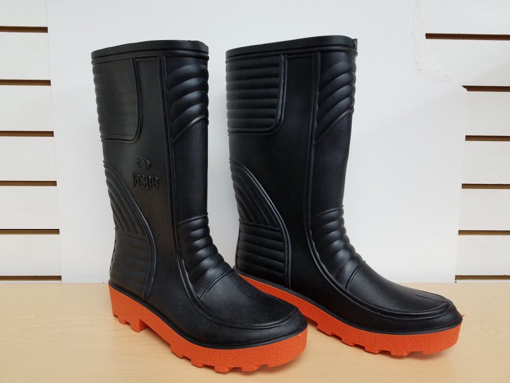 Rubber water proof mens work boots $19.99
