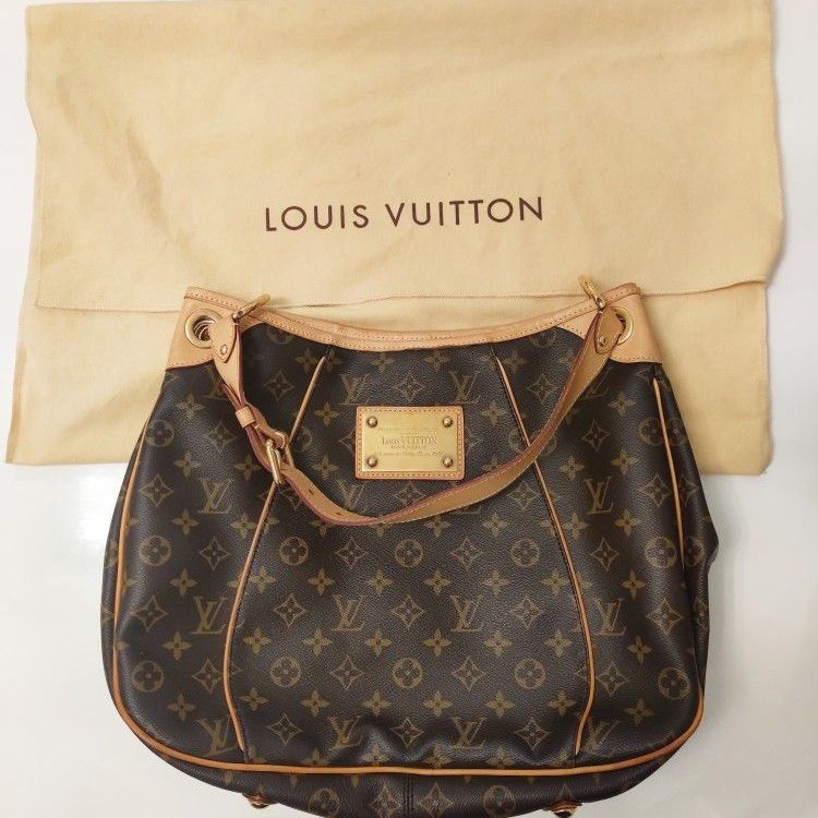 Louis Vuitton Inventeur Bag for Sale in Glendale, CA - OfferUp