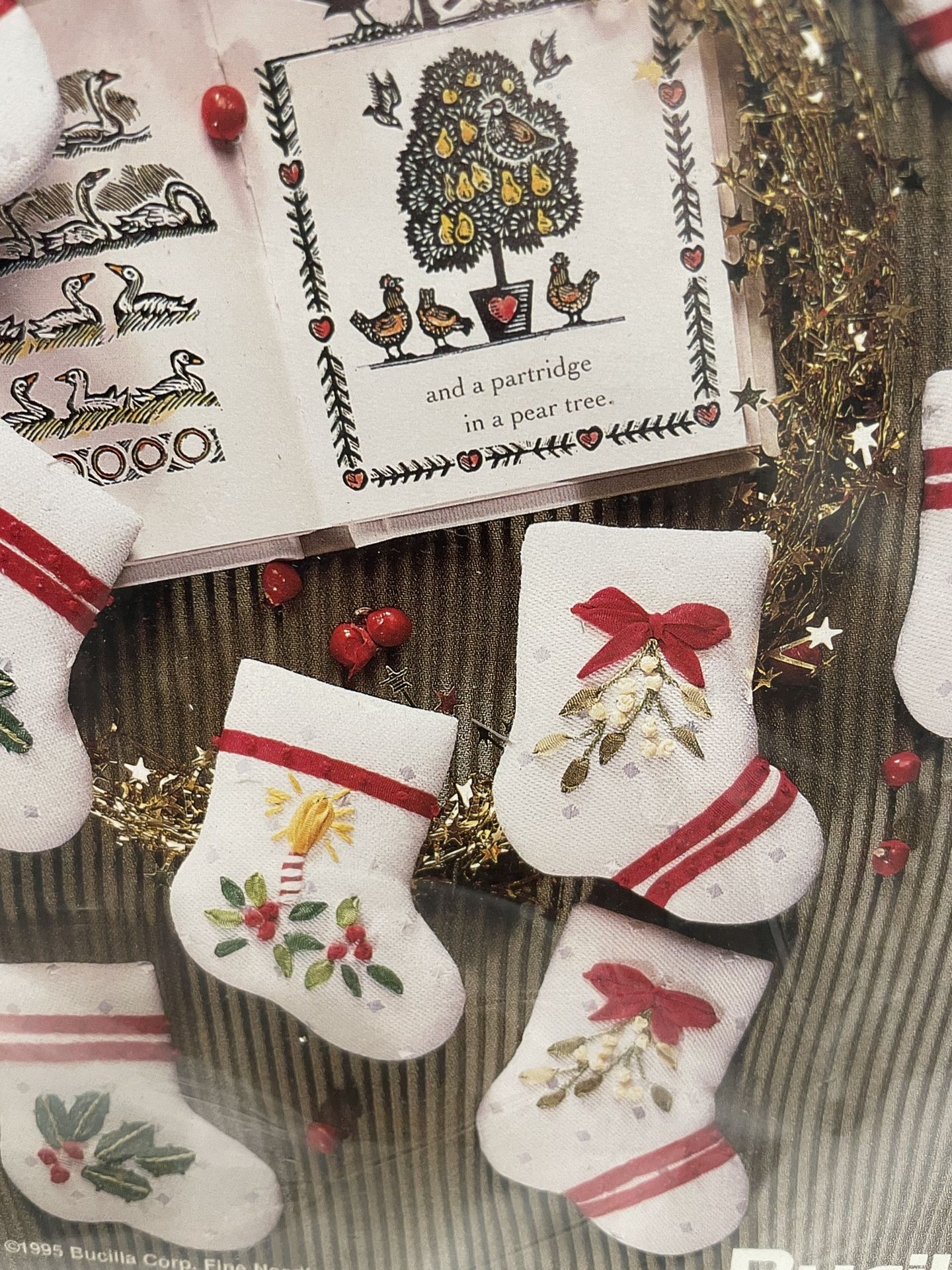 (2) Unopened vintage Bucilla embroidery ornaments kits