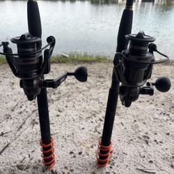 🎣 (2) Like New Abu Garcias Revo Beast 5000 Reels & (2) BlackHook 7FT 10-20Lb rods 🔥 