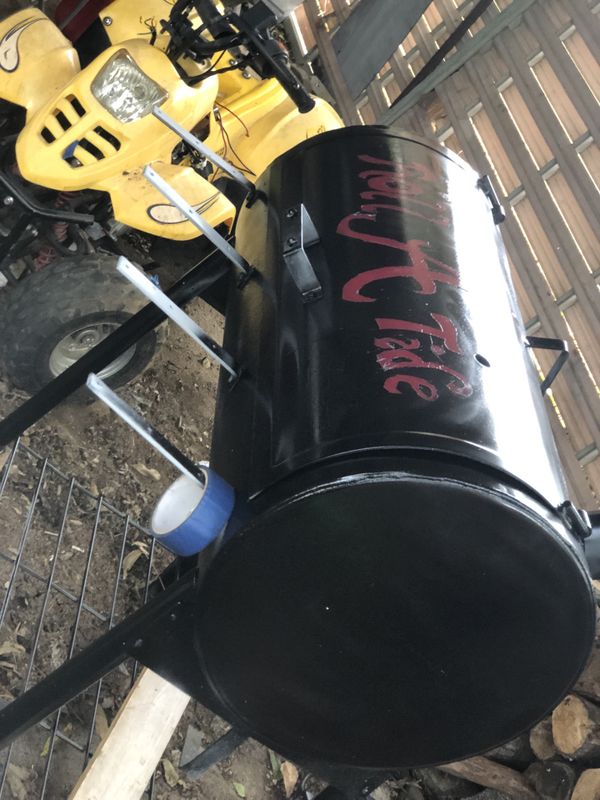 Smoker grill for Sale in Gadsden, AL - OfferUp