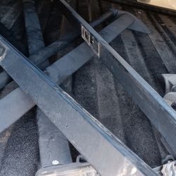 01-06 Suburban Z71 Roof Rails 