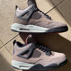 Jordan 4 Taupe Haze (used)