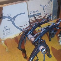50 Bucks Each SARIS BONES EX3 3 BIKE TRUNKRACK