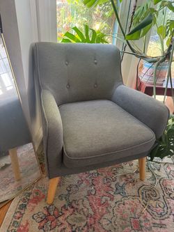 Gray Tufted Accent Chair with Wood Legs