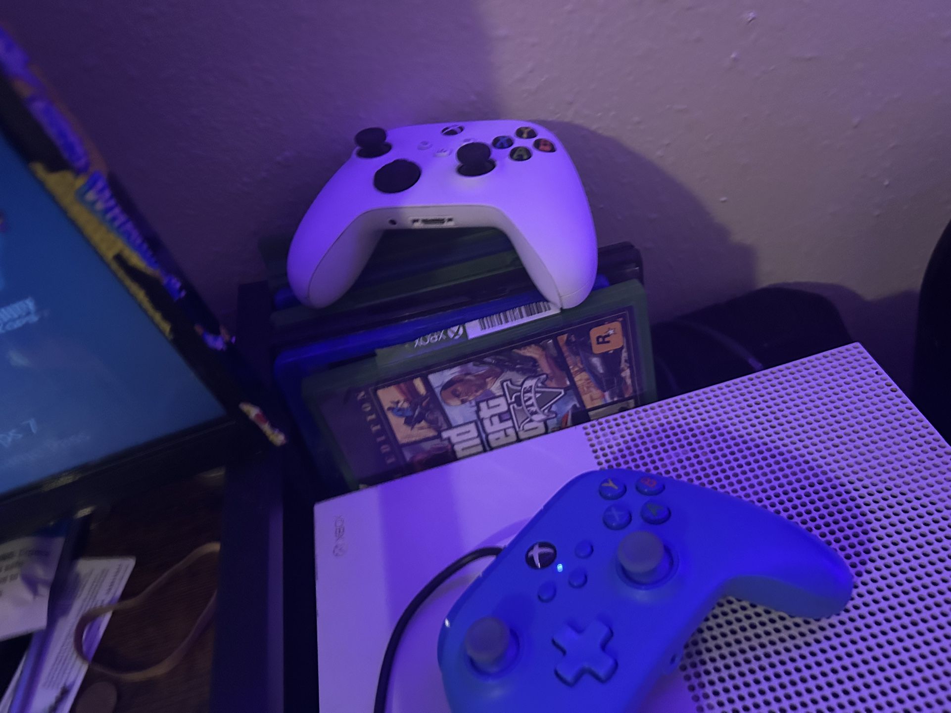 Xbox. For Sale Comes With Controllers And Games