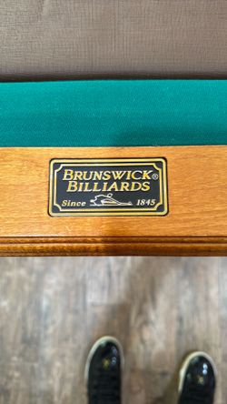 Pool table