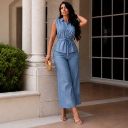 Blue Two-Piece Sleeveless Top and Wide-Leg Pants Set